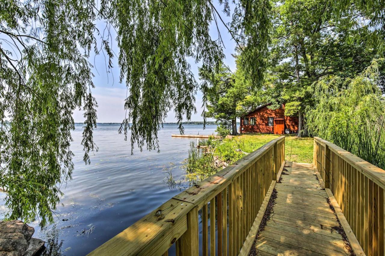 Private Island With Land Access Cabin Hammond Экстерьер фото